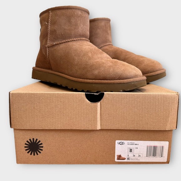 UGG Classic Mini II Women's Boots Size 8 Chestnut - Picture 11 of 11